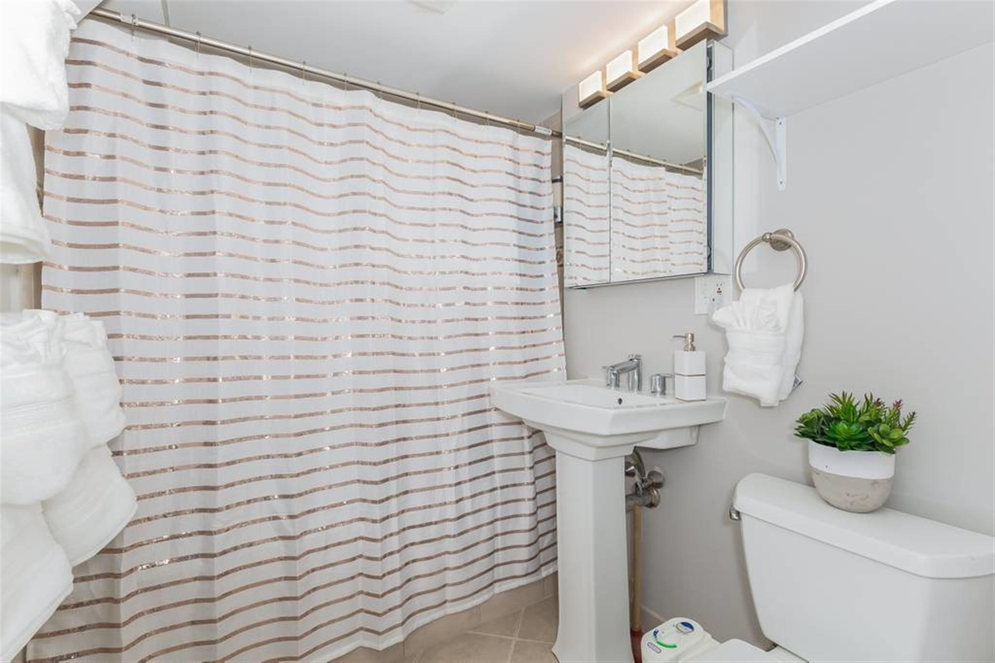 98 Elm St, Somerville