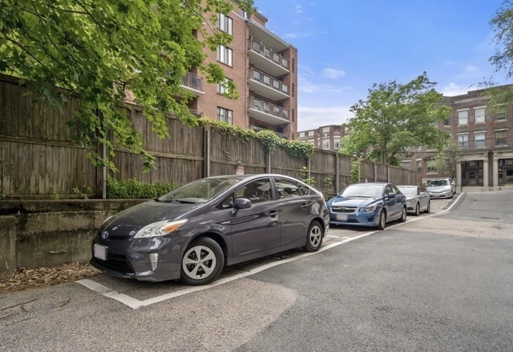 20 Stearns, Coolidge Corner
