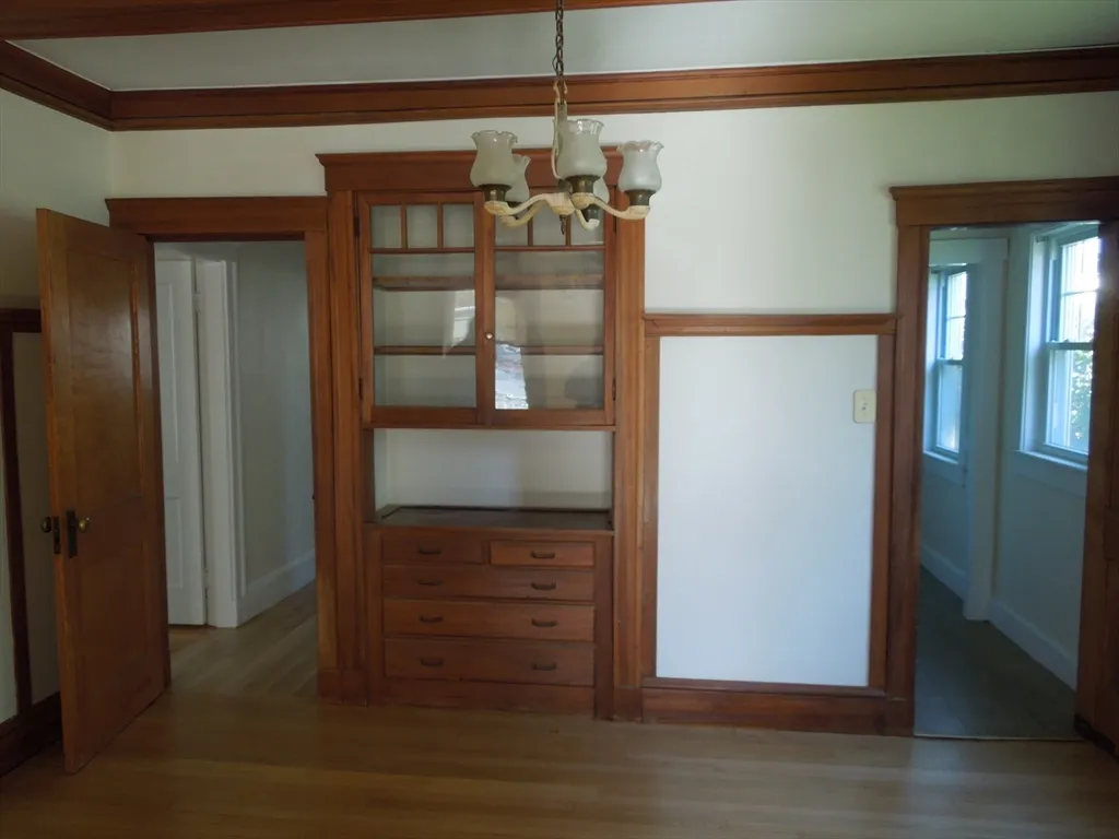 11 Clyde Rd, Watertown