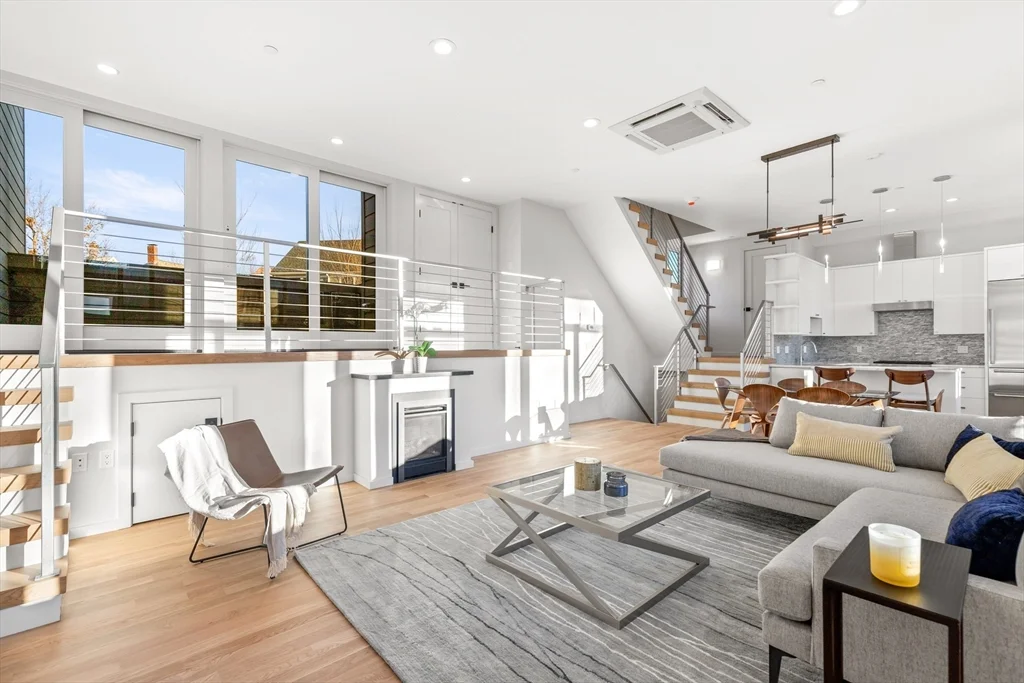 312 Putnam Ave, Cambridgeport