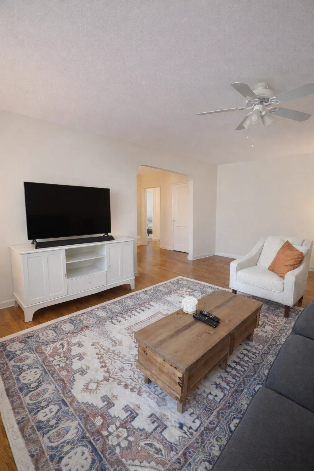 648 Washington St, Washington Square