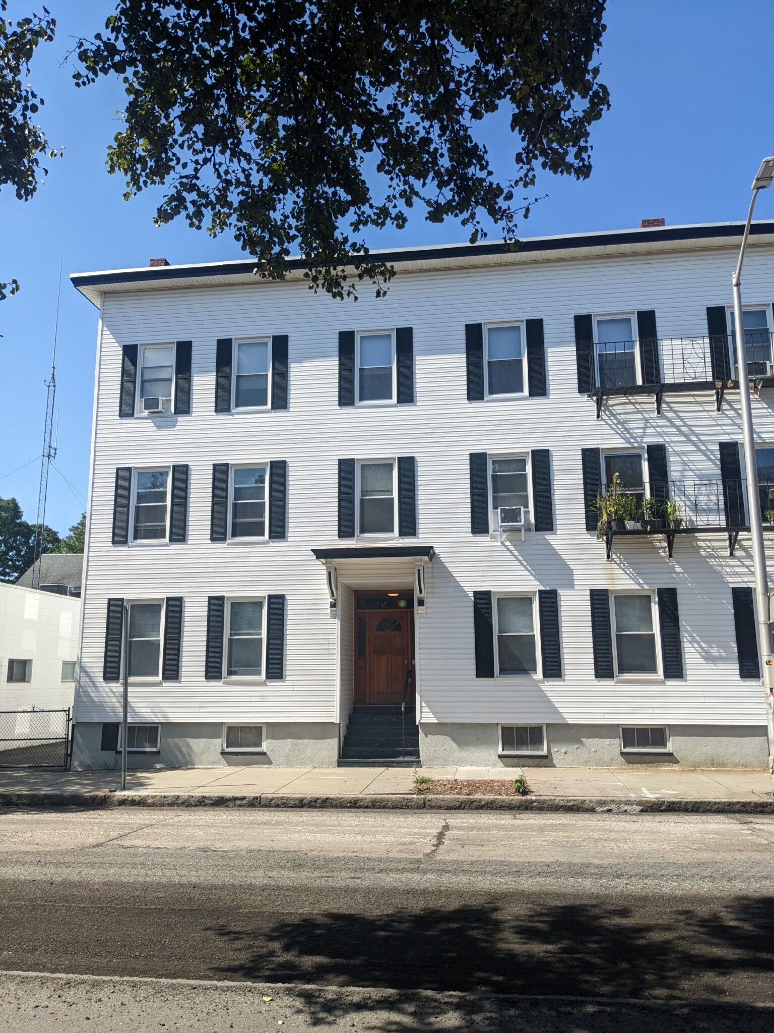 80 Hampshire St, The Port