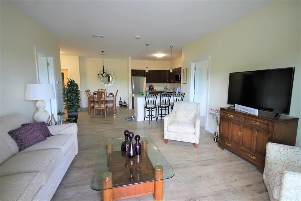 1 Regency Village Way, Merrimac