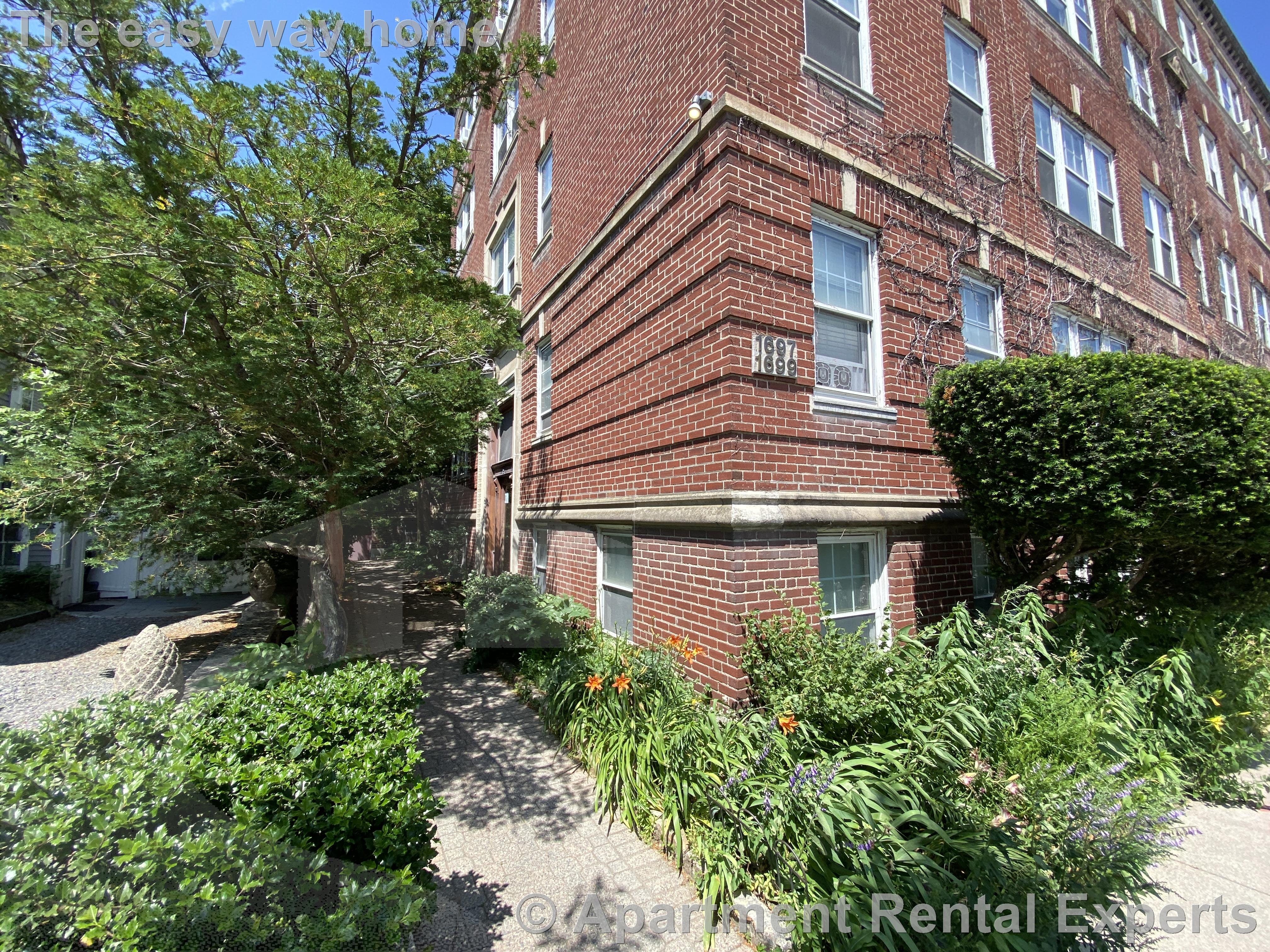 1699 Cambridge St, Harvard Square