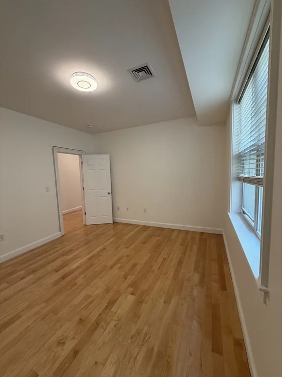 8-10 Howell St, Dorchester