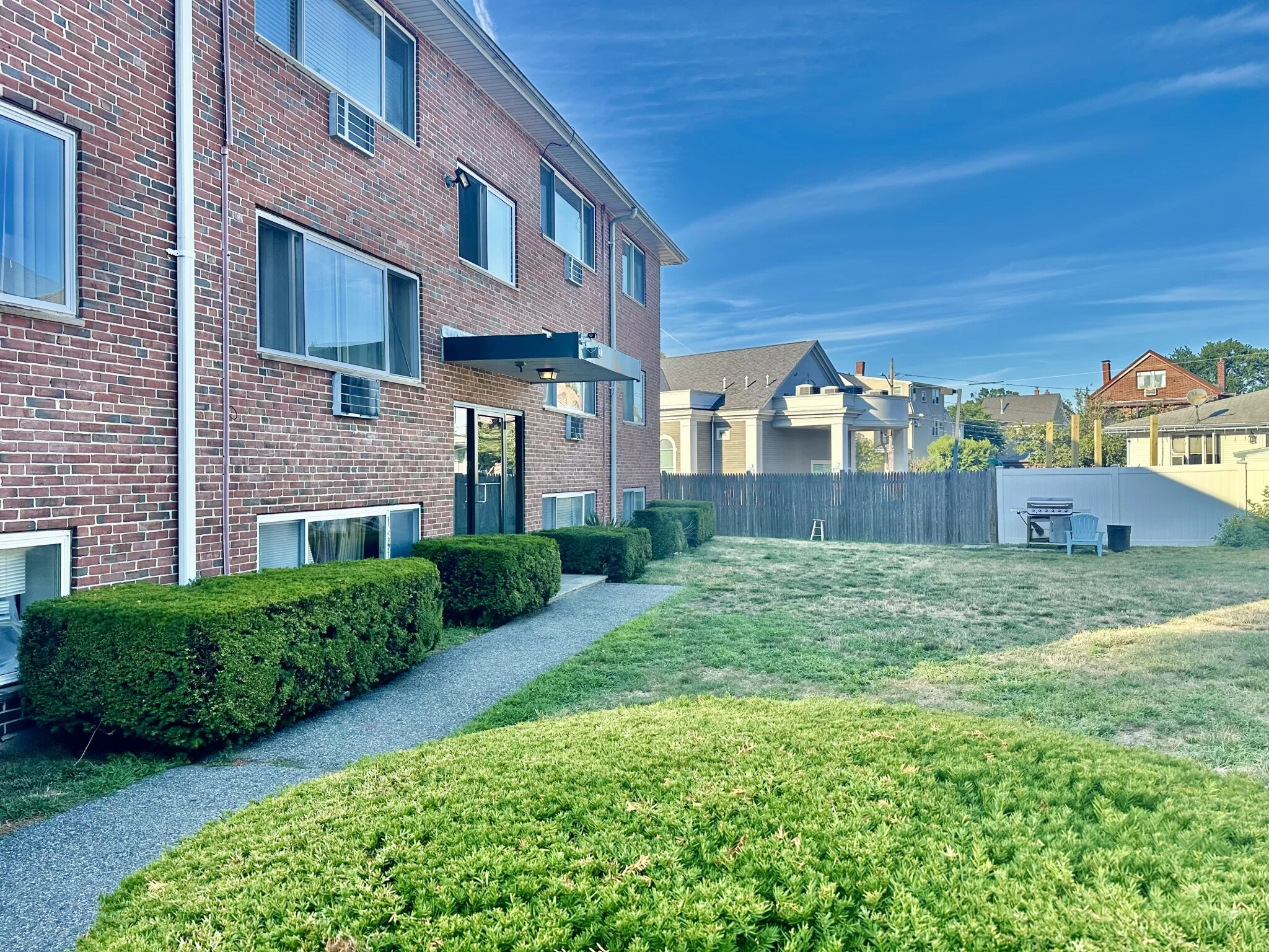 195 Salem St, Medford