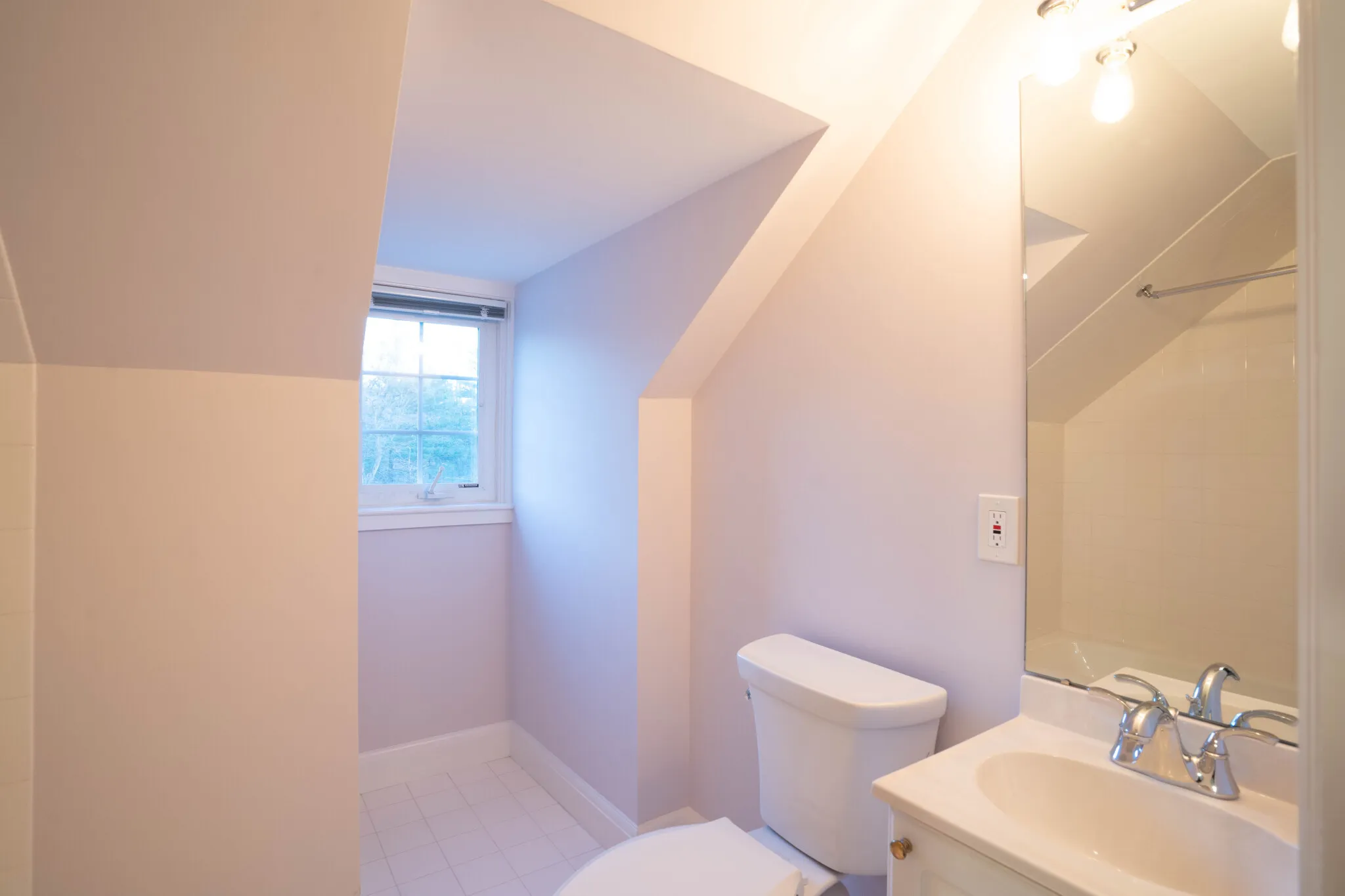 40 Puddingstone Ln, Oak Hill