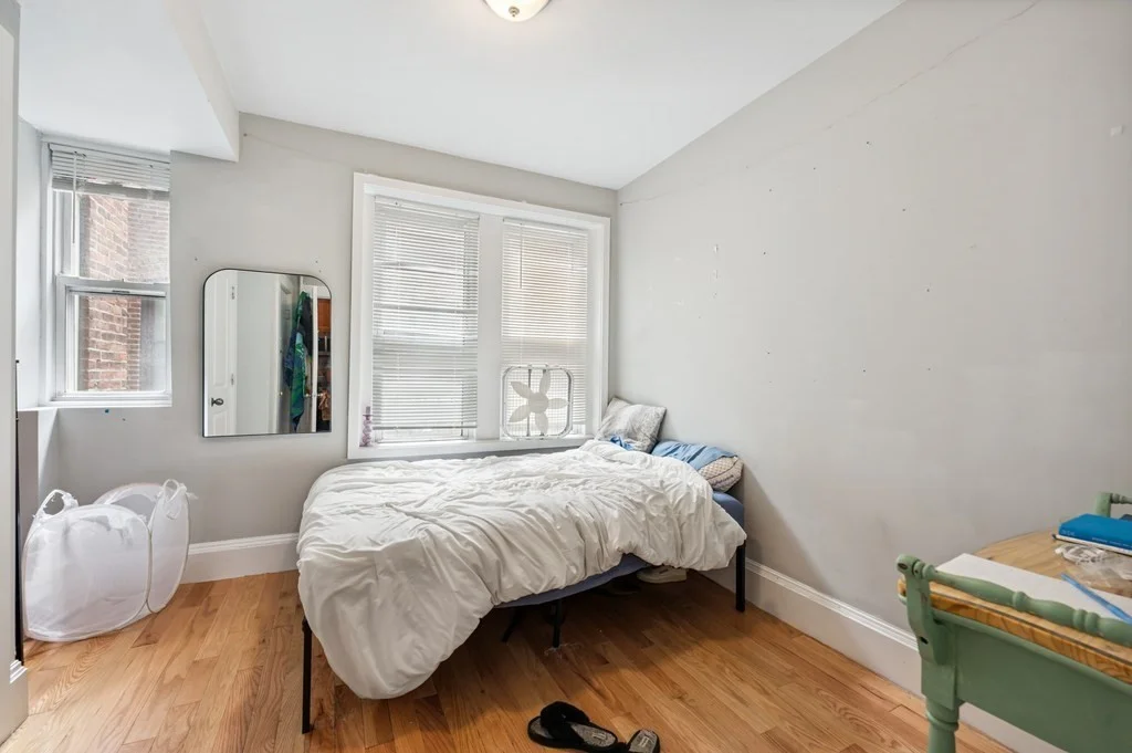 12 Foster St, North End