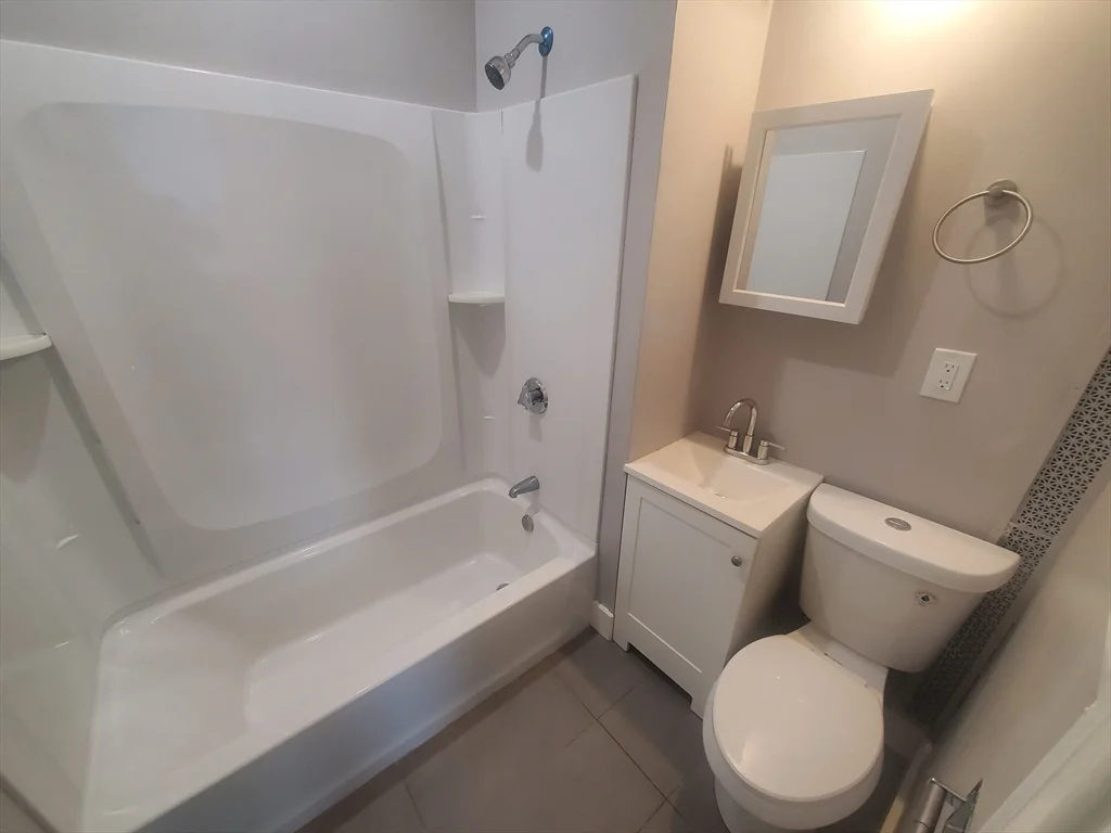 738 Washington St, Norwood