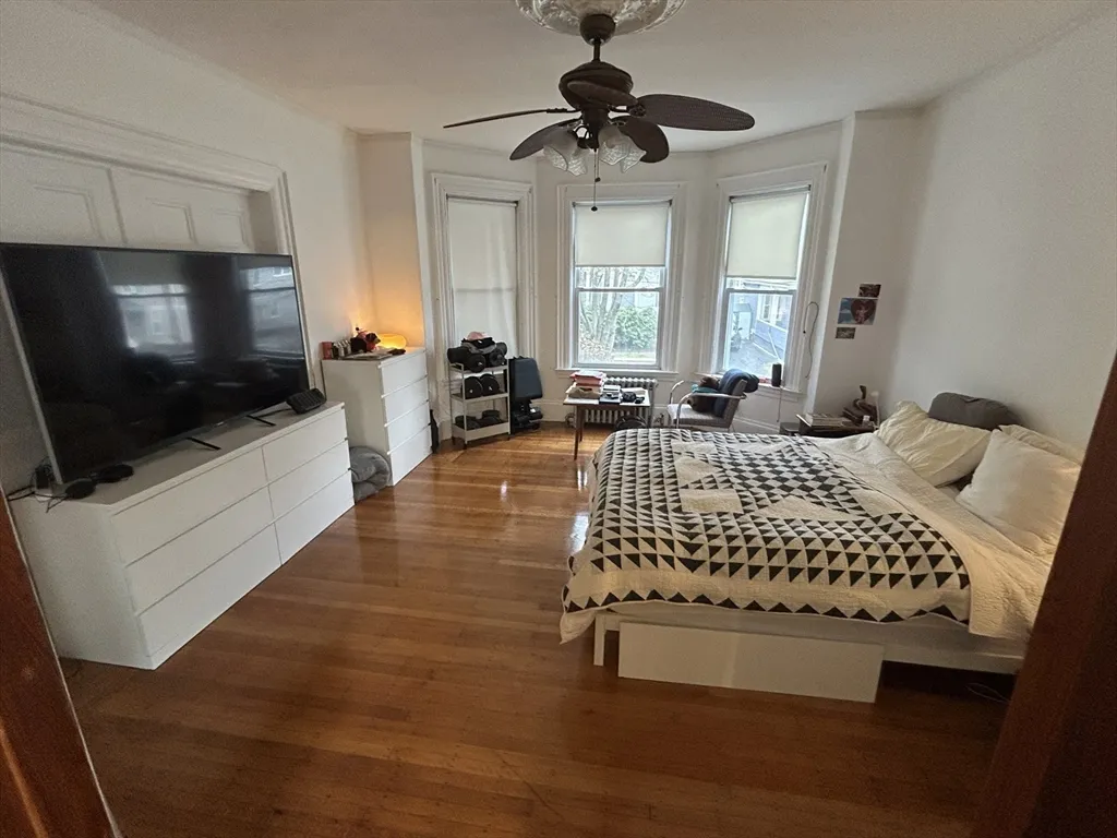 50 Dartmouth St, Winter Hill