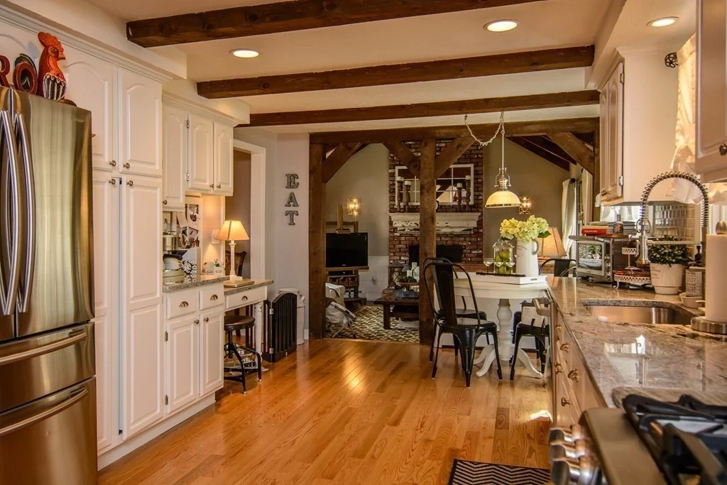 5 Deerslayer Ln, Westborough
