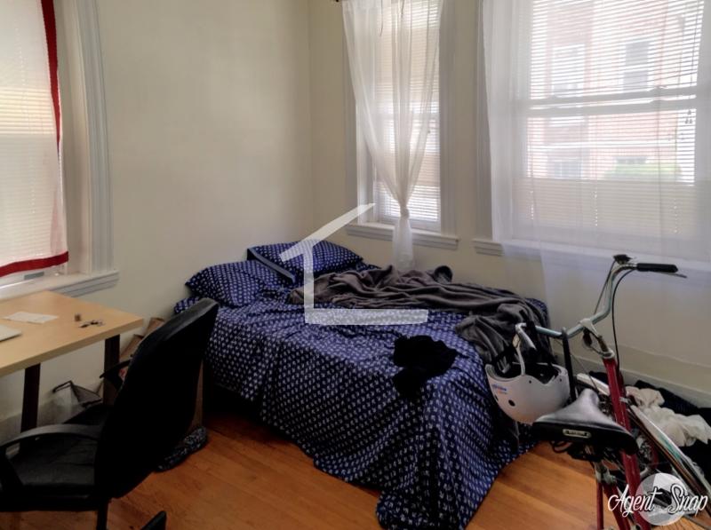 4 Price Rd, Brighton