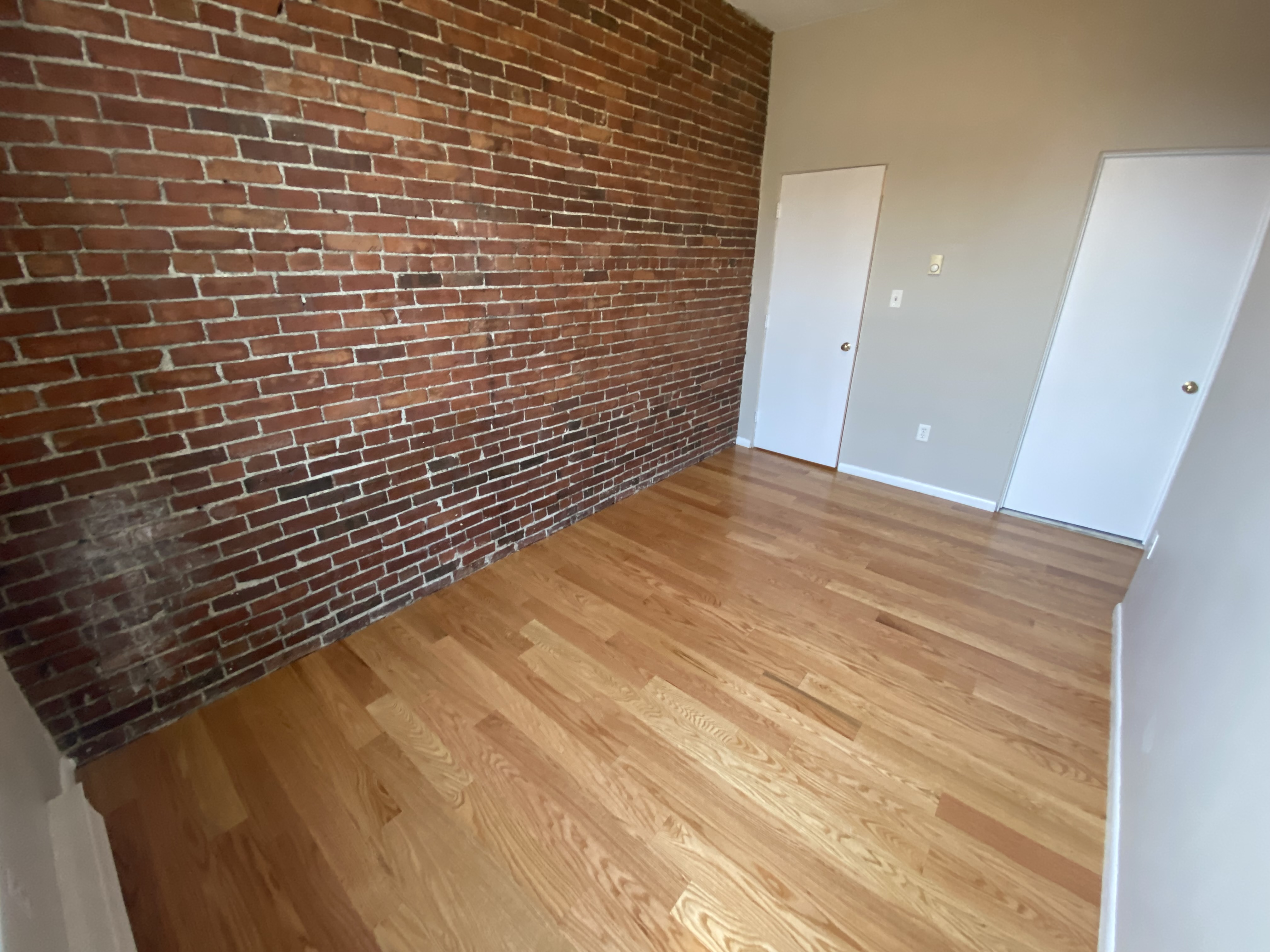 23 Cortes St, Back Bay