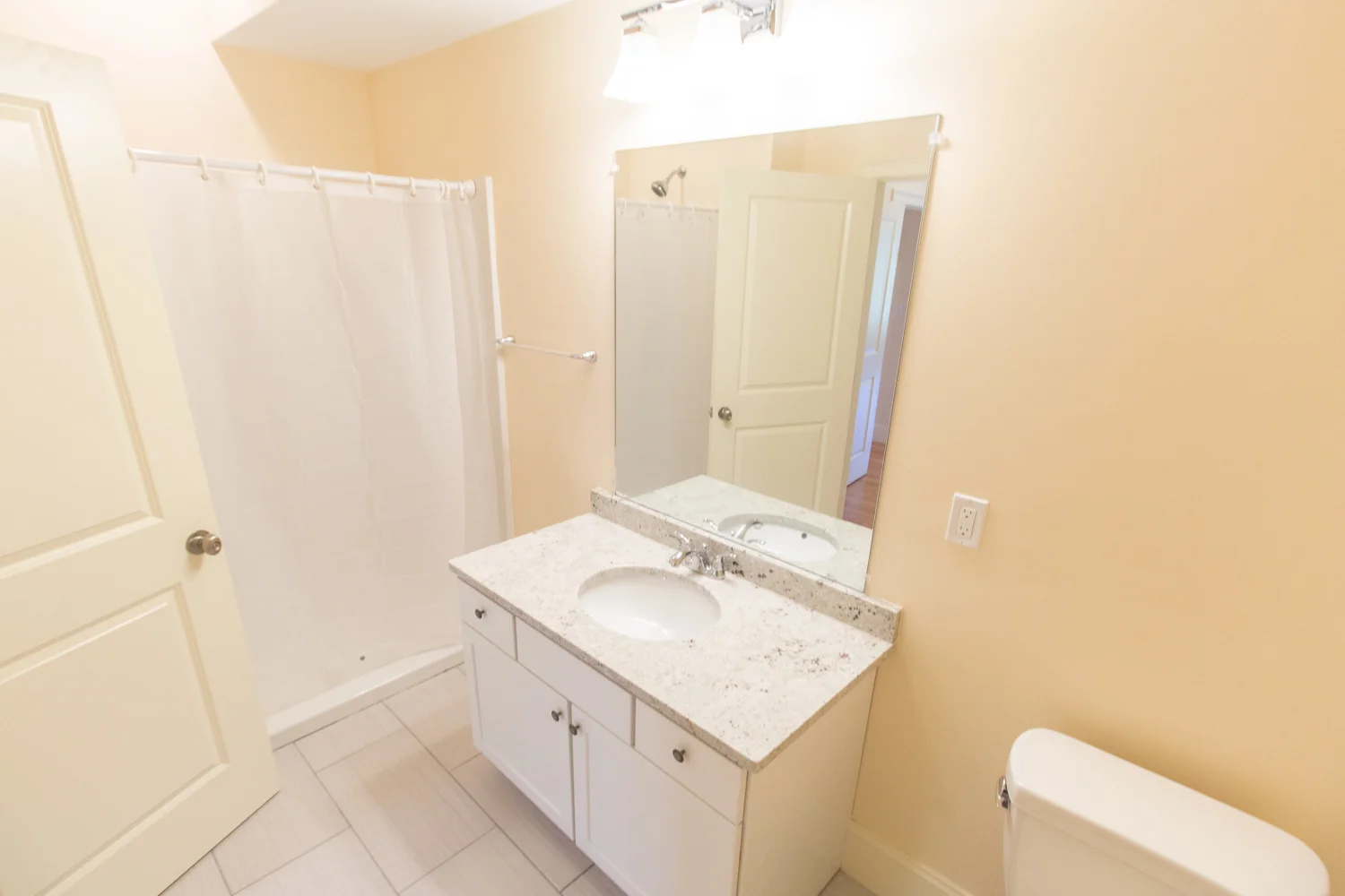 5165 Washington St, West Roxbury