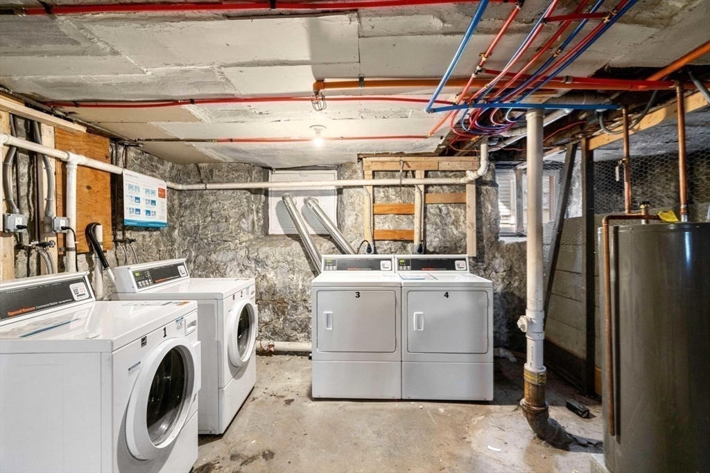 10 Centre Ave, Dorchester