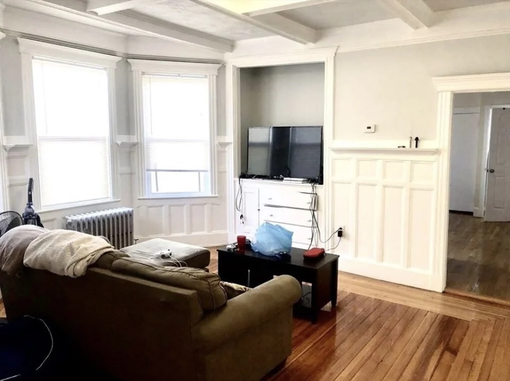114-116 Thornton St, Roxbury