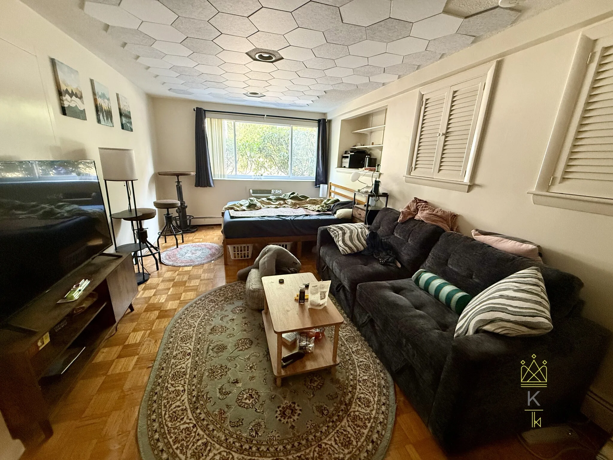 81 Green St, North Brookline