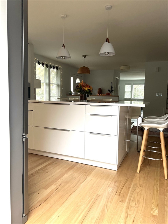 90 Monument, Medford