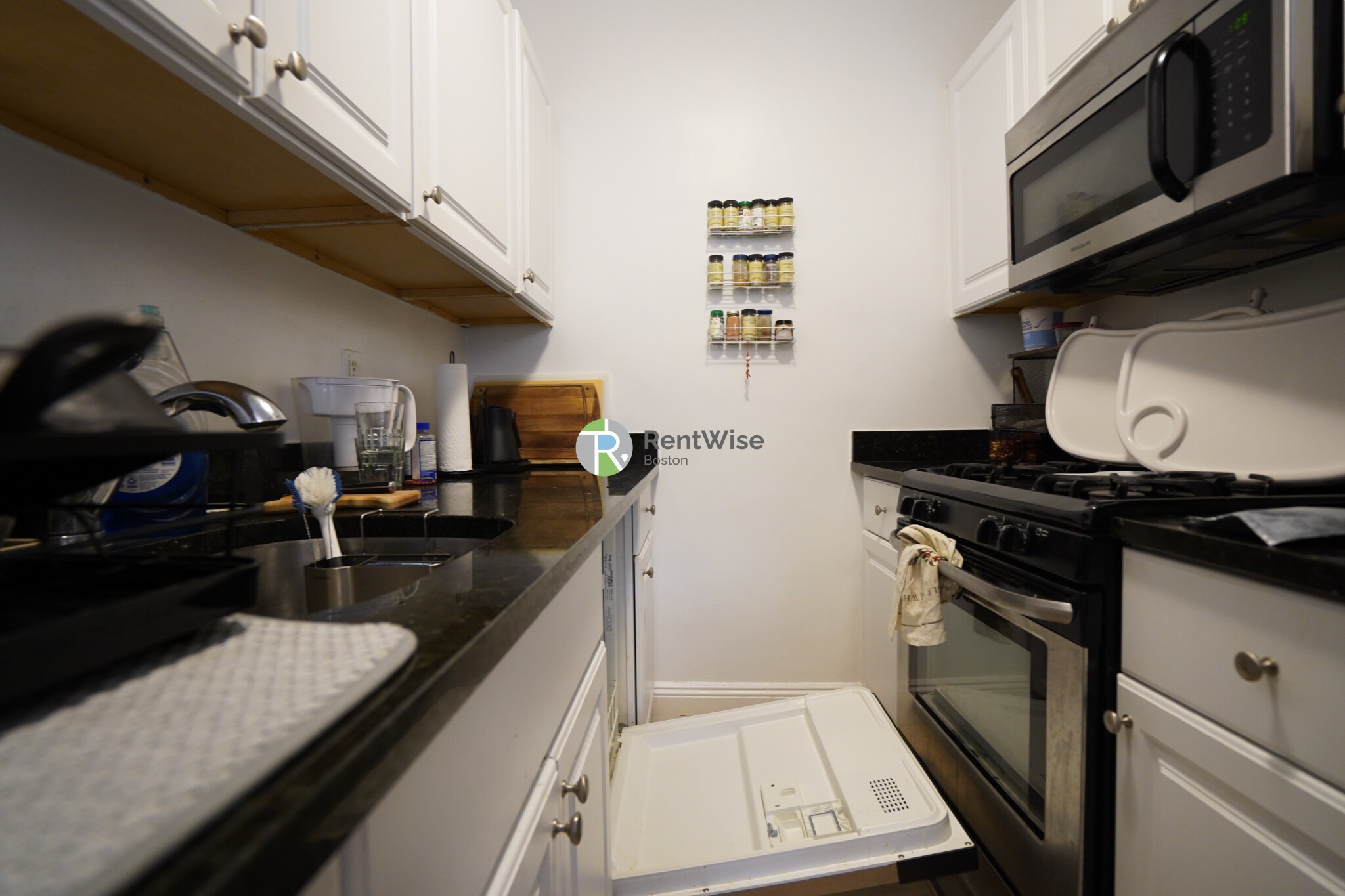 1848 Commonwealth Ave, Brighton