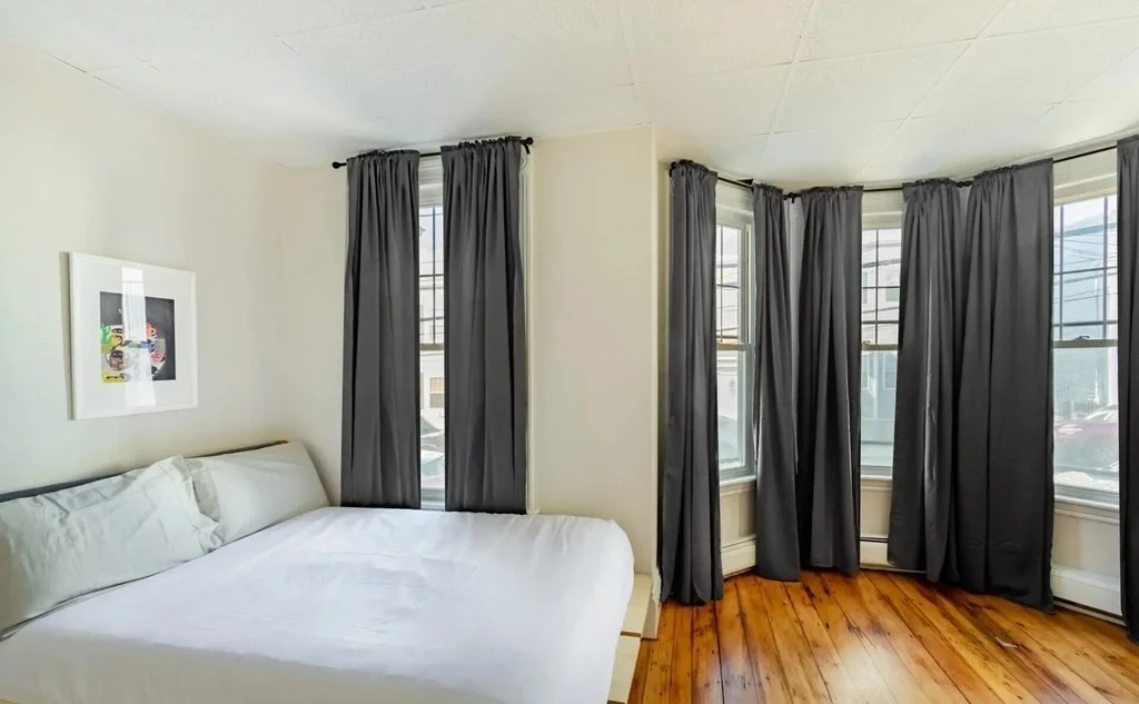 31 Falcon St, East Boston