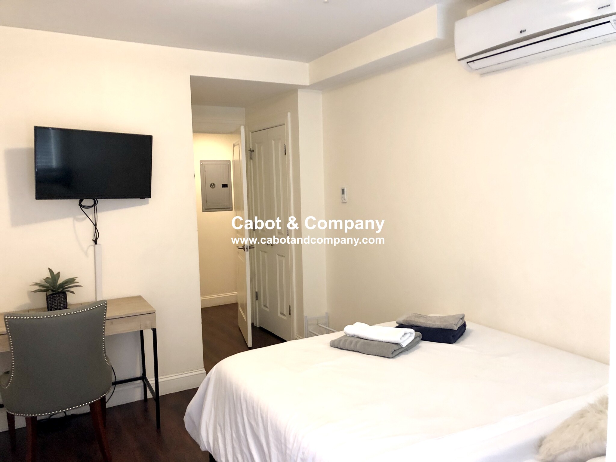 19 Cumberland St, Back Bay