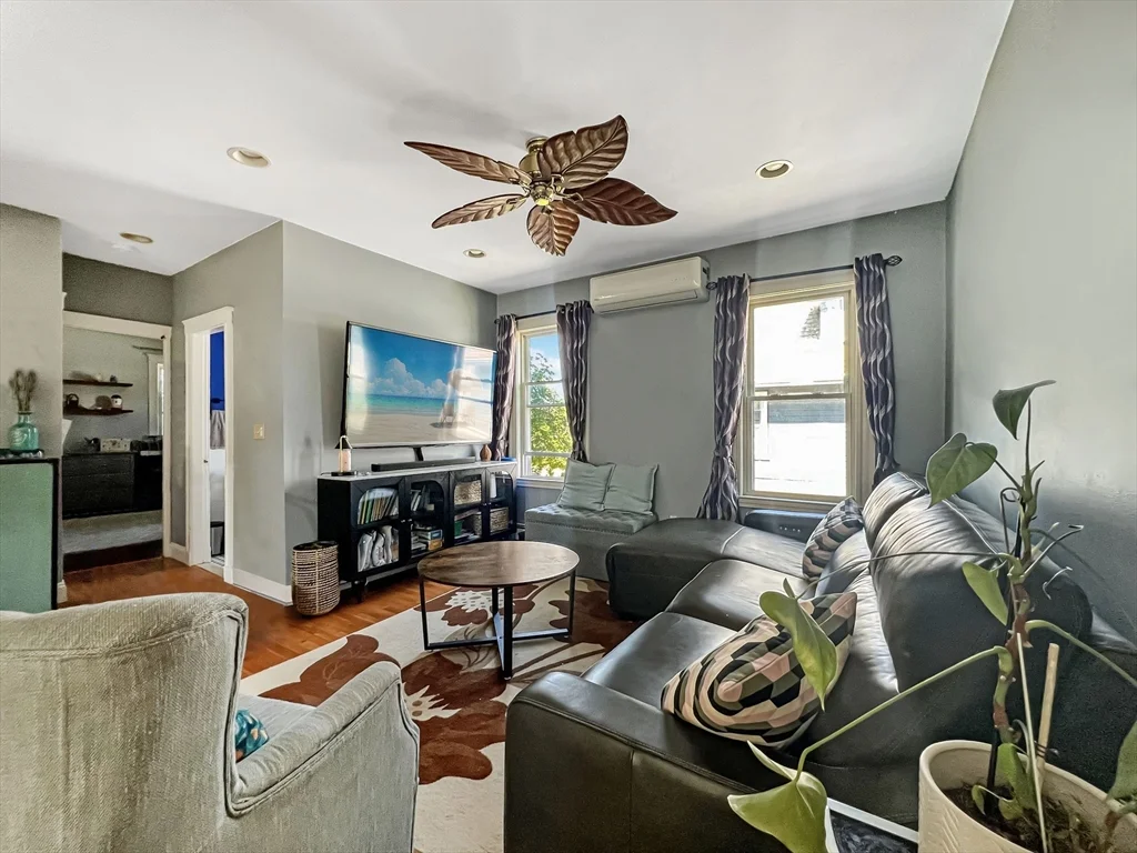 26 Garnet Rd, West Roxbury