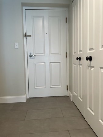 8-10 Museum Way, East Cambridge