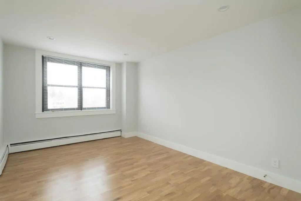 1410 Columbia Rd, South Boston