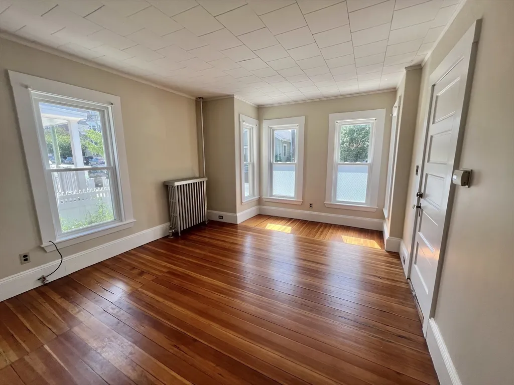 117 Beacon St, Ward Two