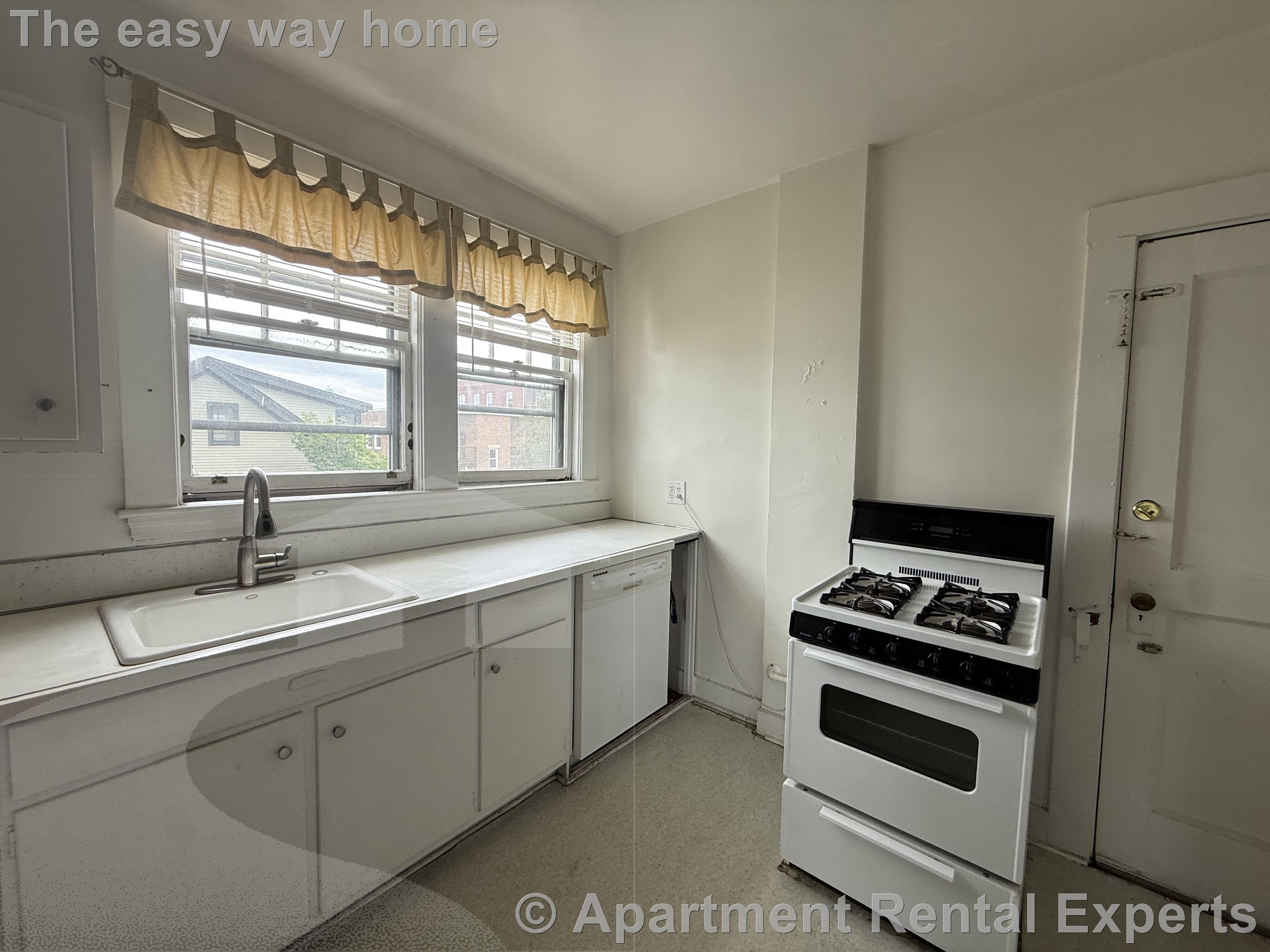 168 Norfolk St, Central Square