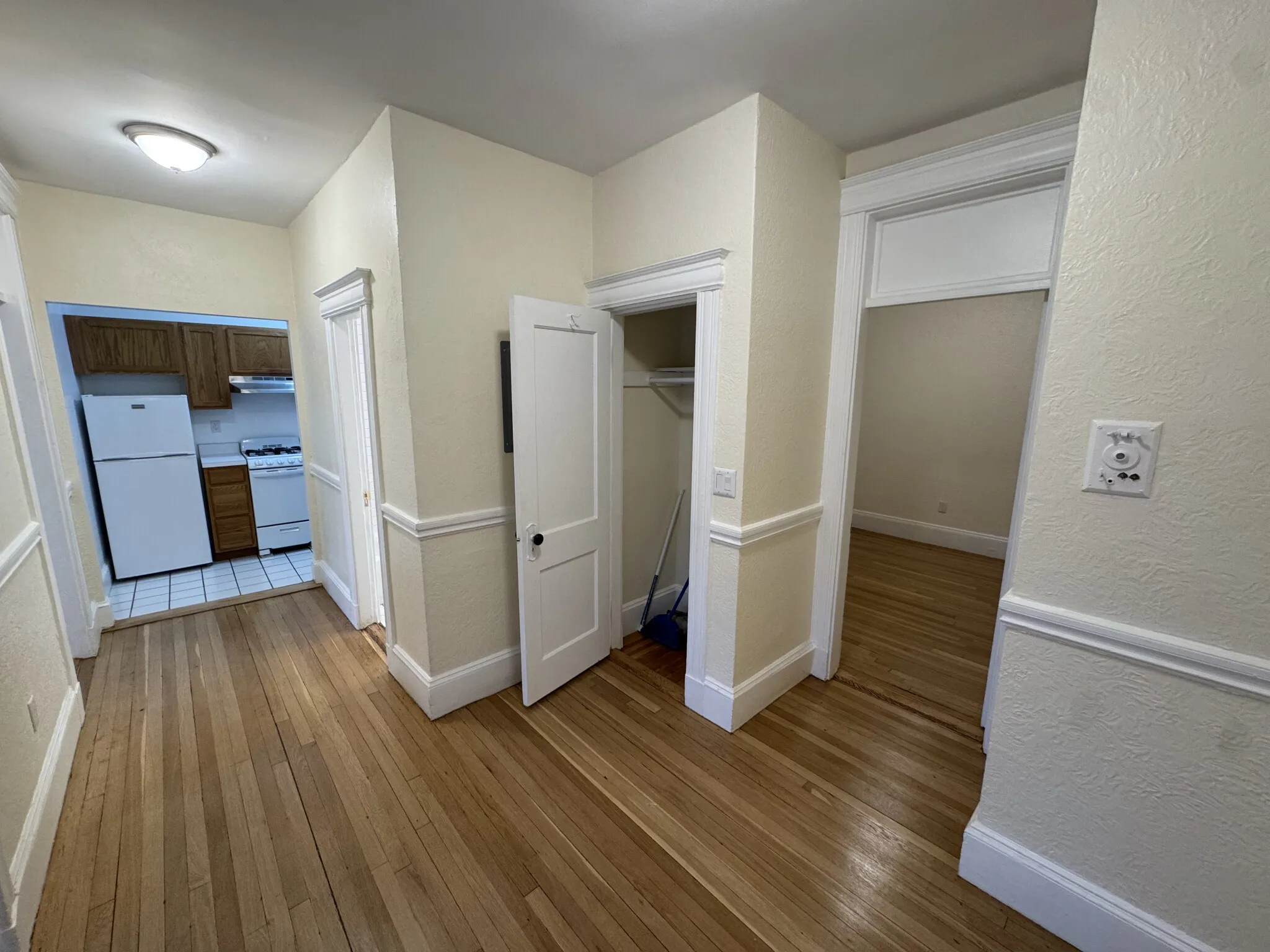 1127 Commonwealth Ave, Allston