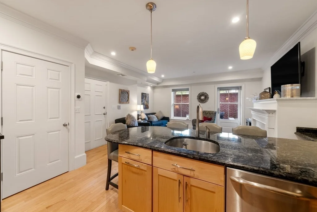 349 Marlborough St, Back Bay