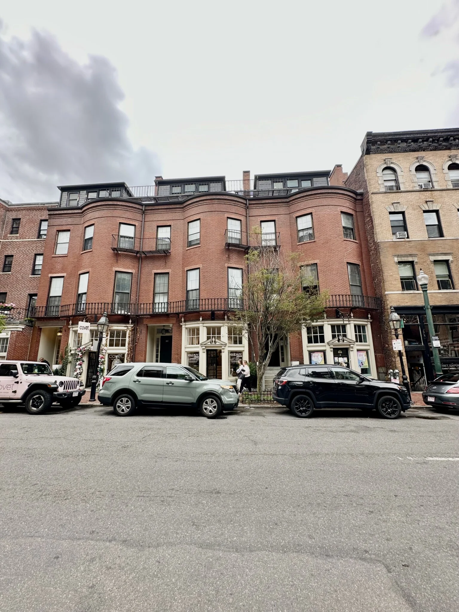 105 Charles St, Beacon Hill