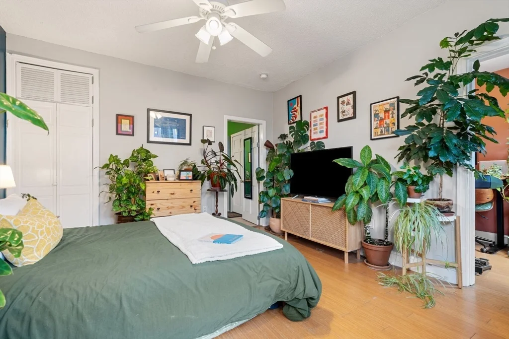 377 Dorchester St, South Boston