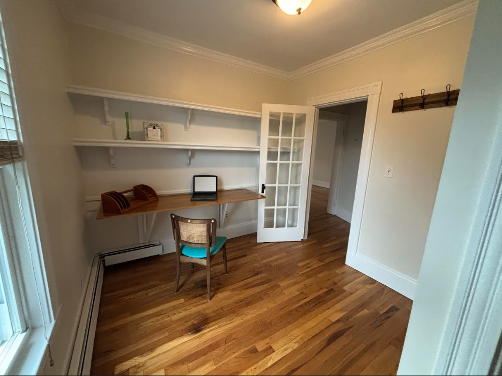 14 Greenwood Ter, Ward Two