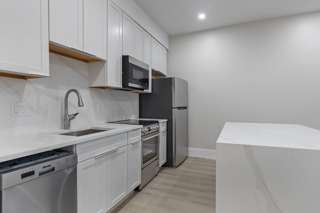 278A Shawmut Ave, South End