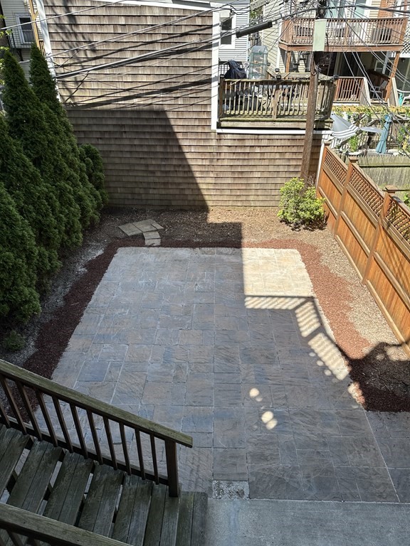 55 Gates St, South Boston