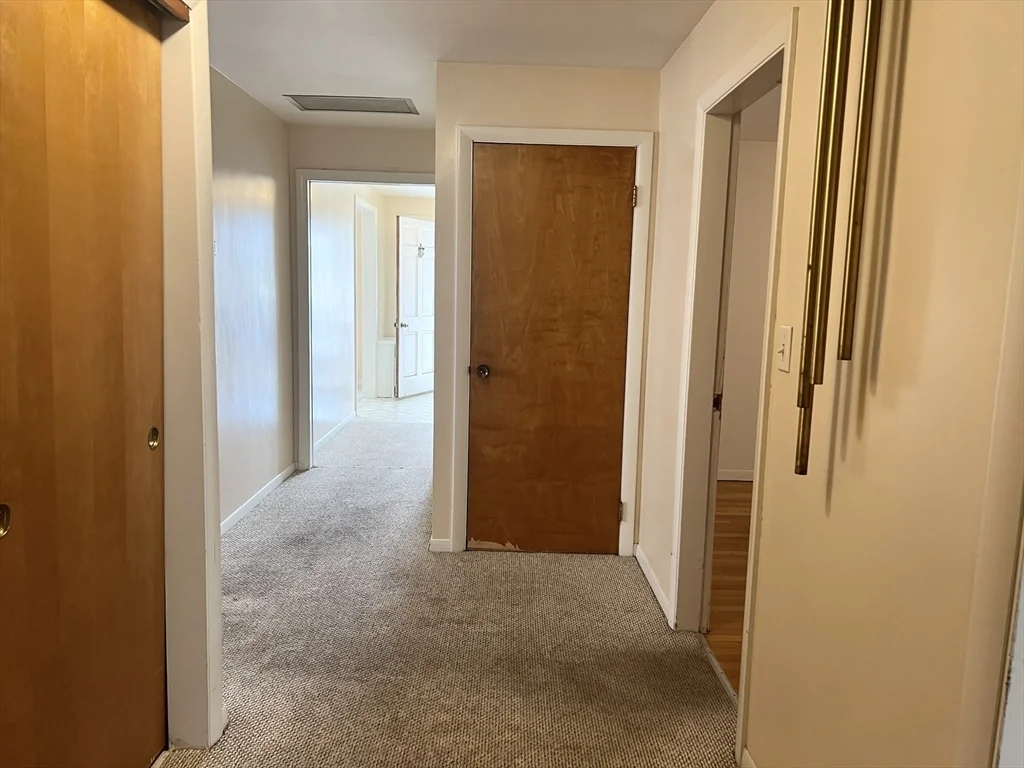 373 Winthrop St, Winthrop