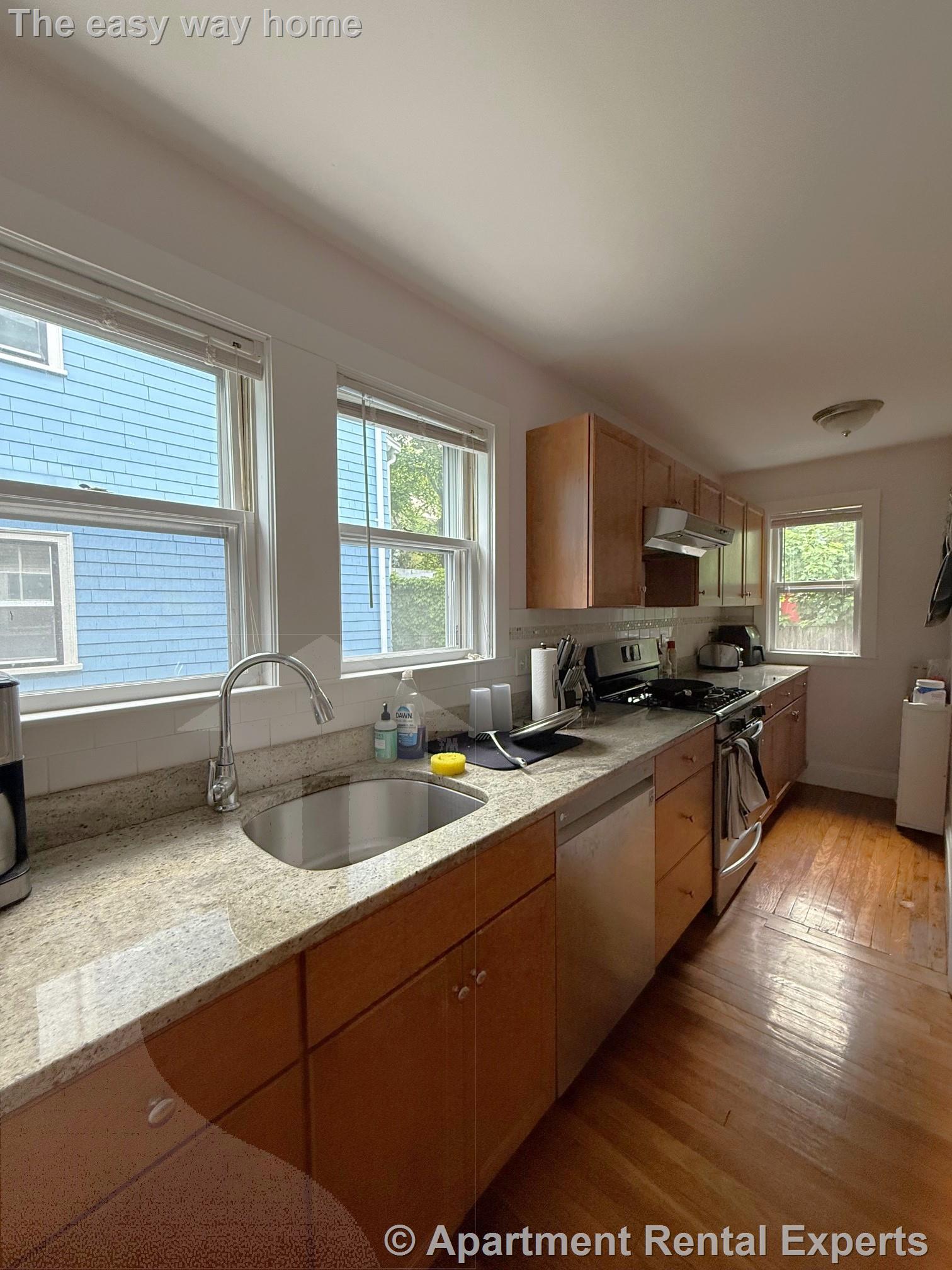 17 Milton St, Davis Square