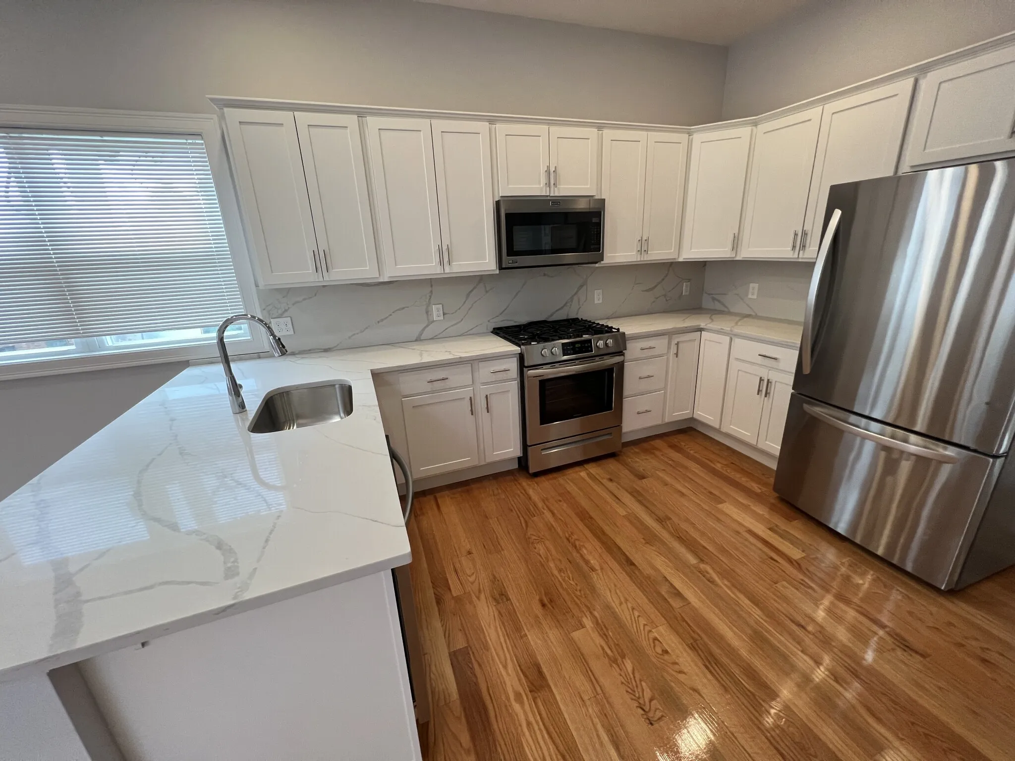 126 Cross St, East Somerville