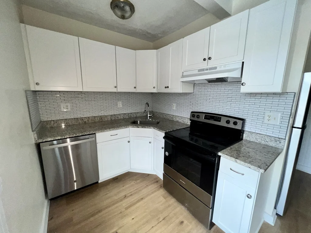 41 Hooper, Belmont Hill