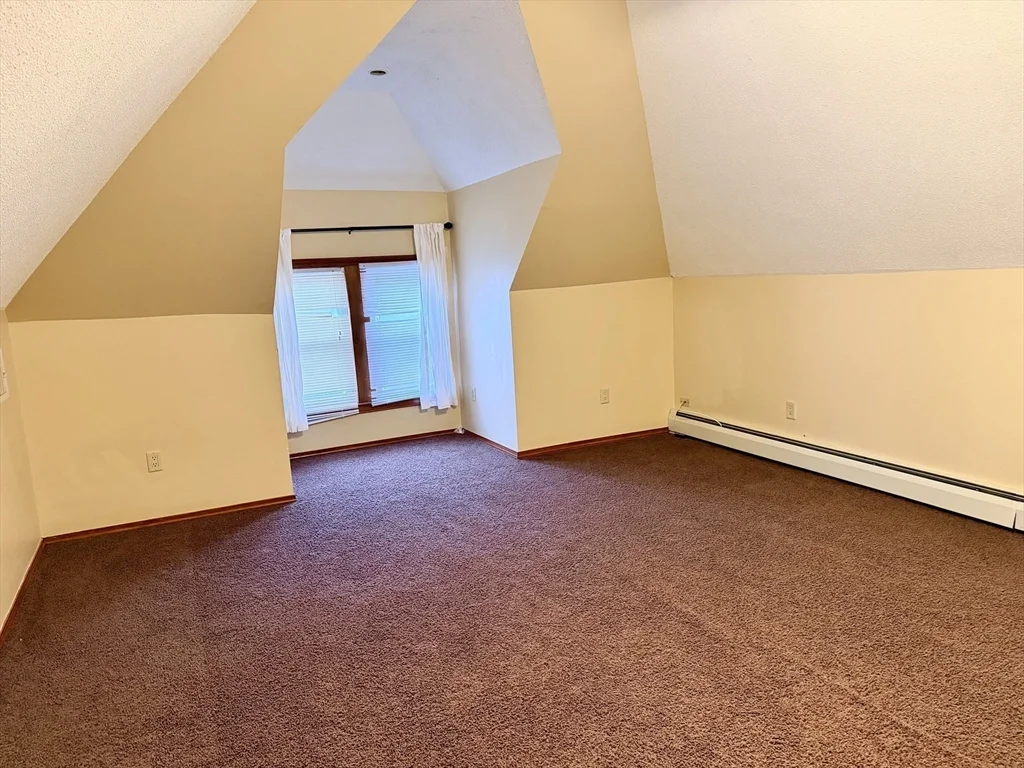 59 Whitney Ave, Centralville