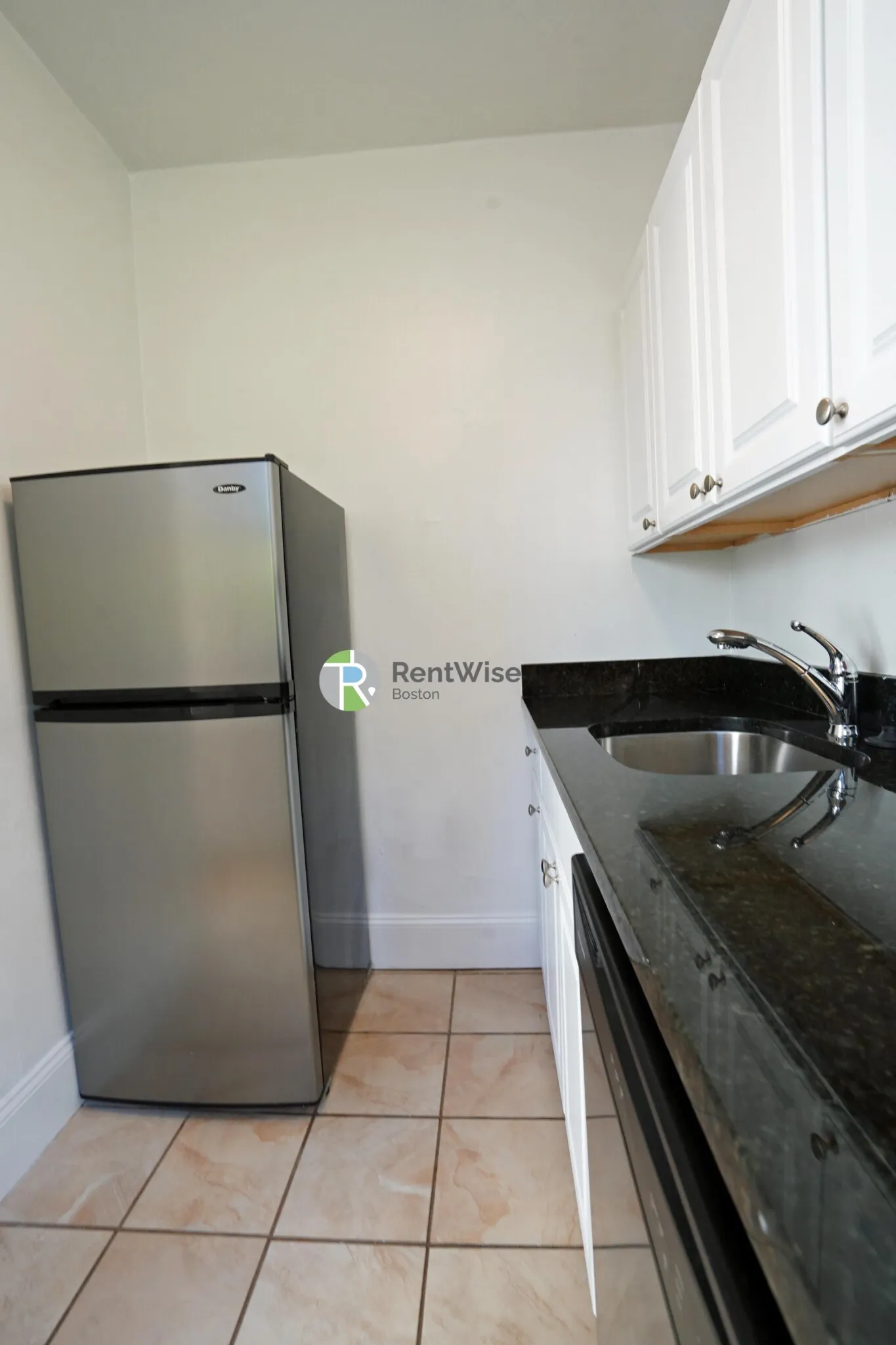 86 Brainerd Rd, Allston