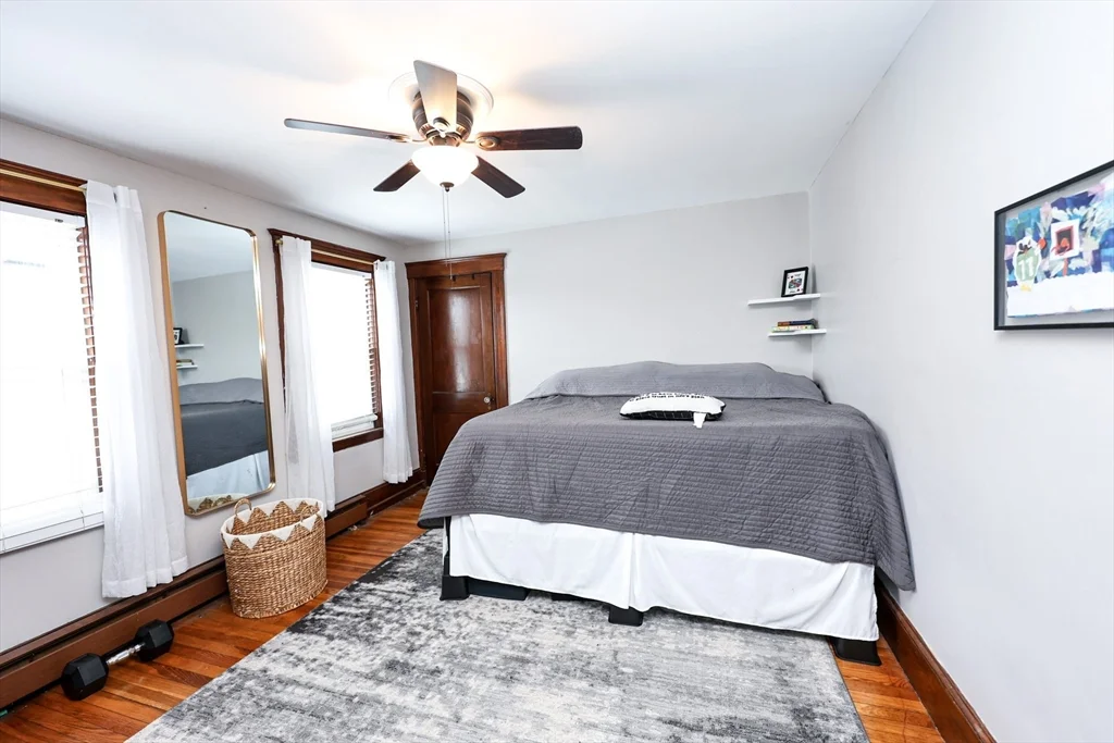 65 Clifford St, Hyde Park