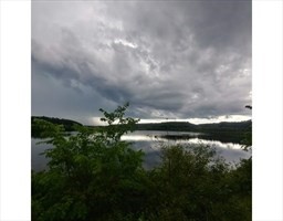 25 Crescent, Oakdale