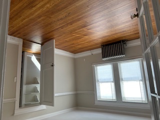 547 Hyde Park Ave, Roslindale