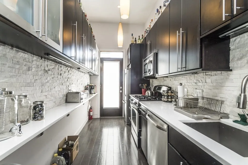 25 Worthington St, Roxbury