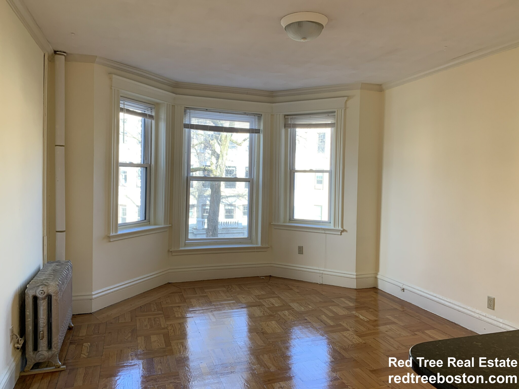 36 Queensberry St, Fenway