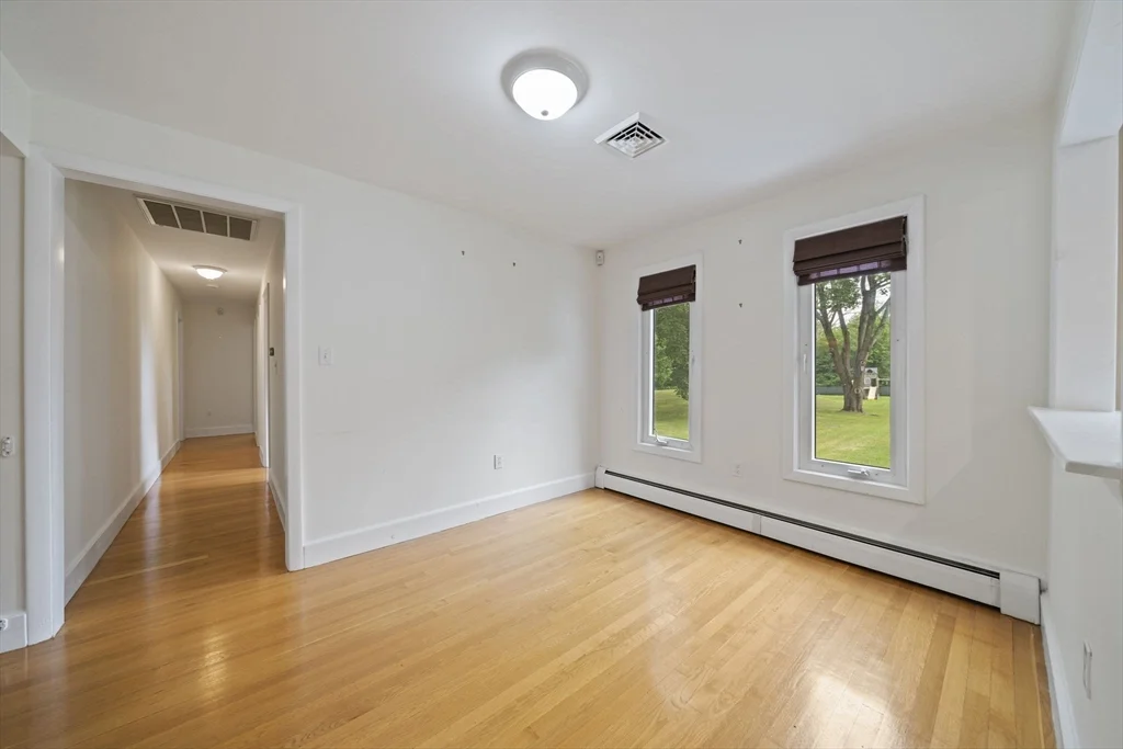 114 Main St, Norwell