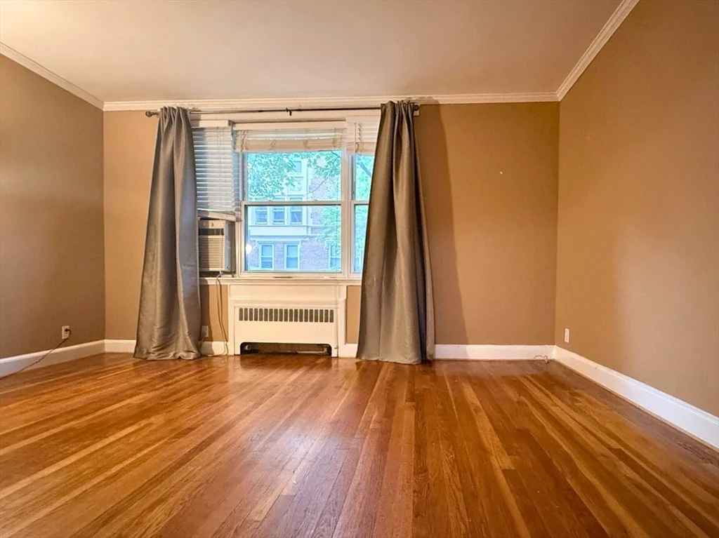 80 Strathmore Rd, Brighton